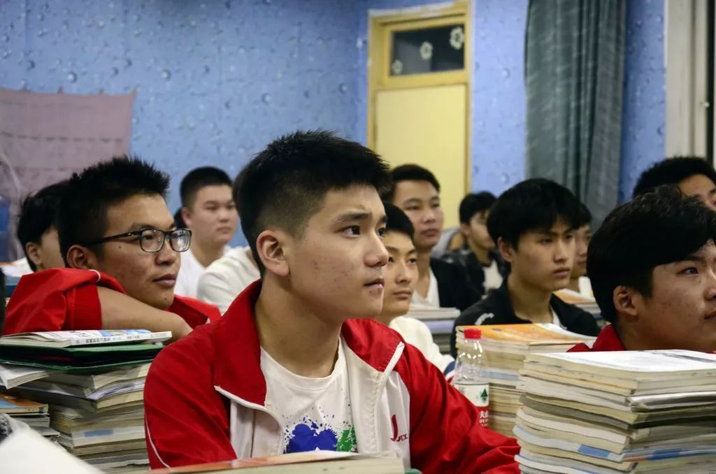 重庆市三峡水利电力学校积极开展2019年国家网络安全周宣传活动